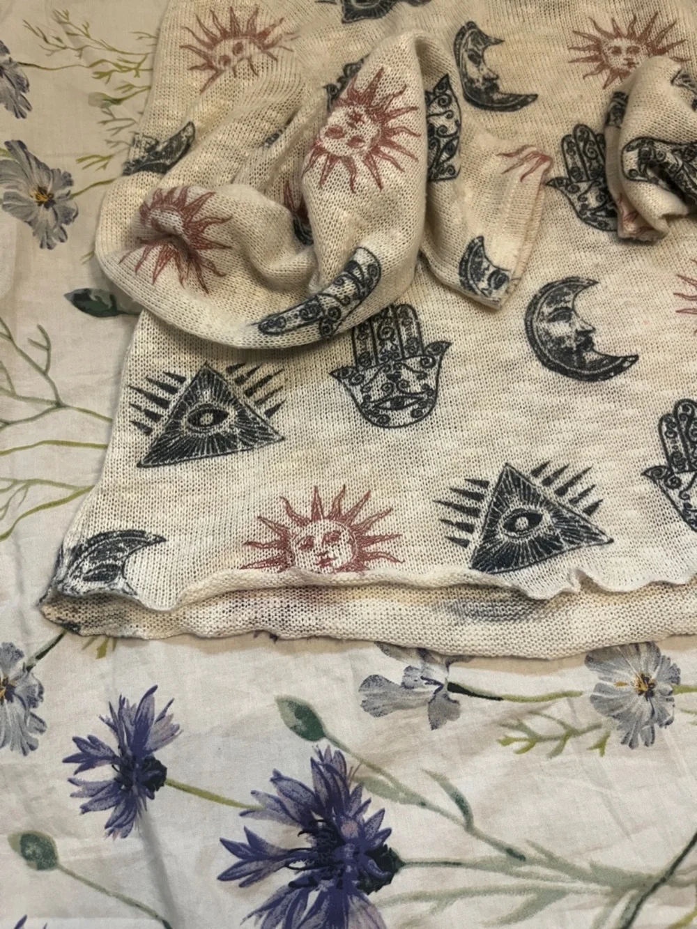 Sage White & Black Boho Sun Moon Hamsa Long Sleeve Top - Picture 4 of 4